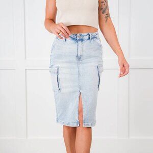 NWT Risen Jeans Always Be There Denim Blue High Rise Midi Cargo Skirt, M